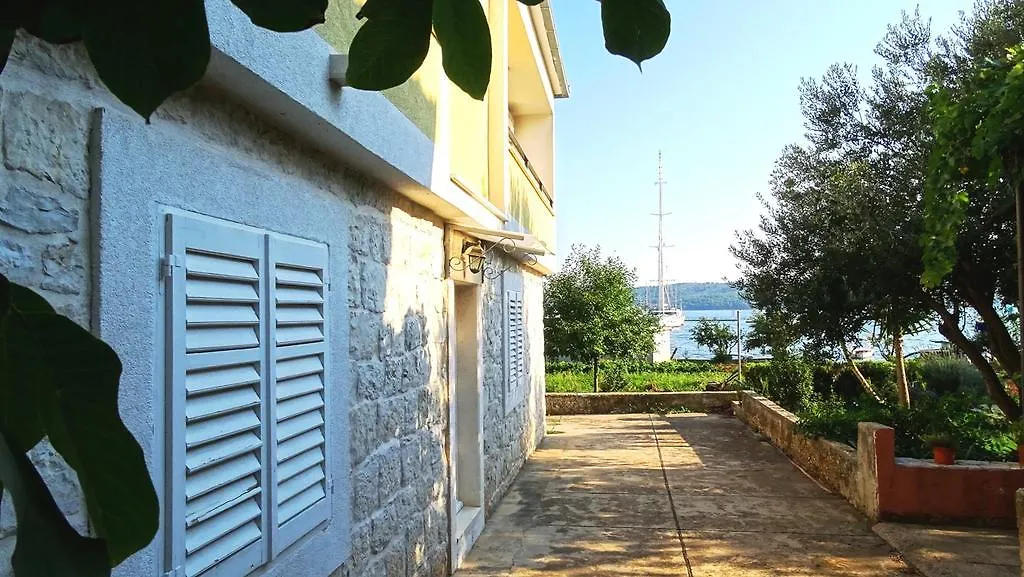 Seaside Villa Mia Trogir