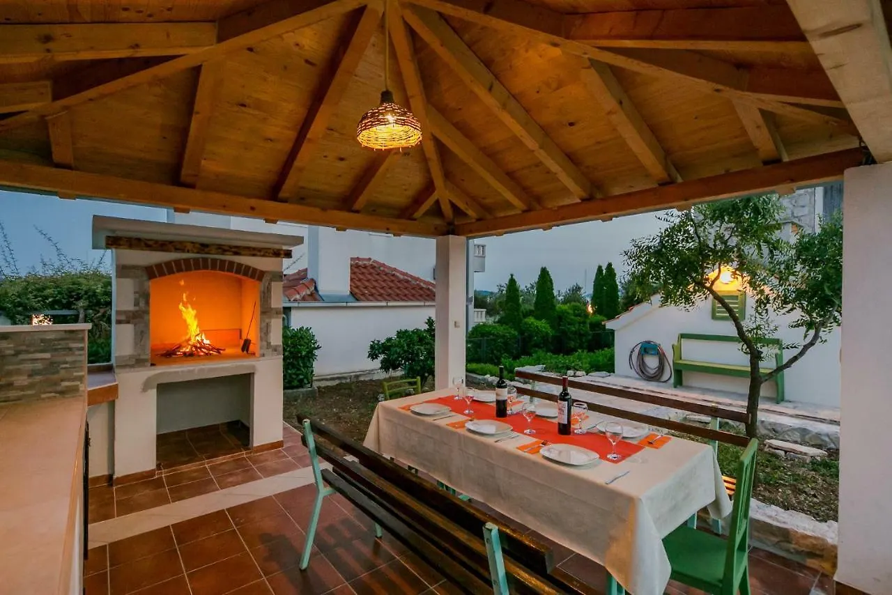 Seaside Villa Mia Trogir Chorvatsko