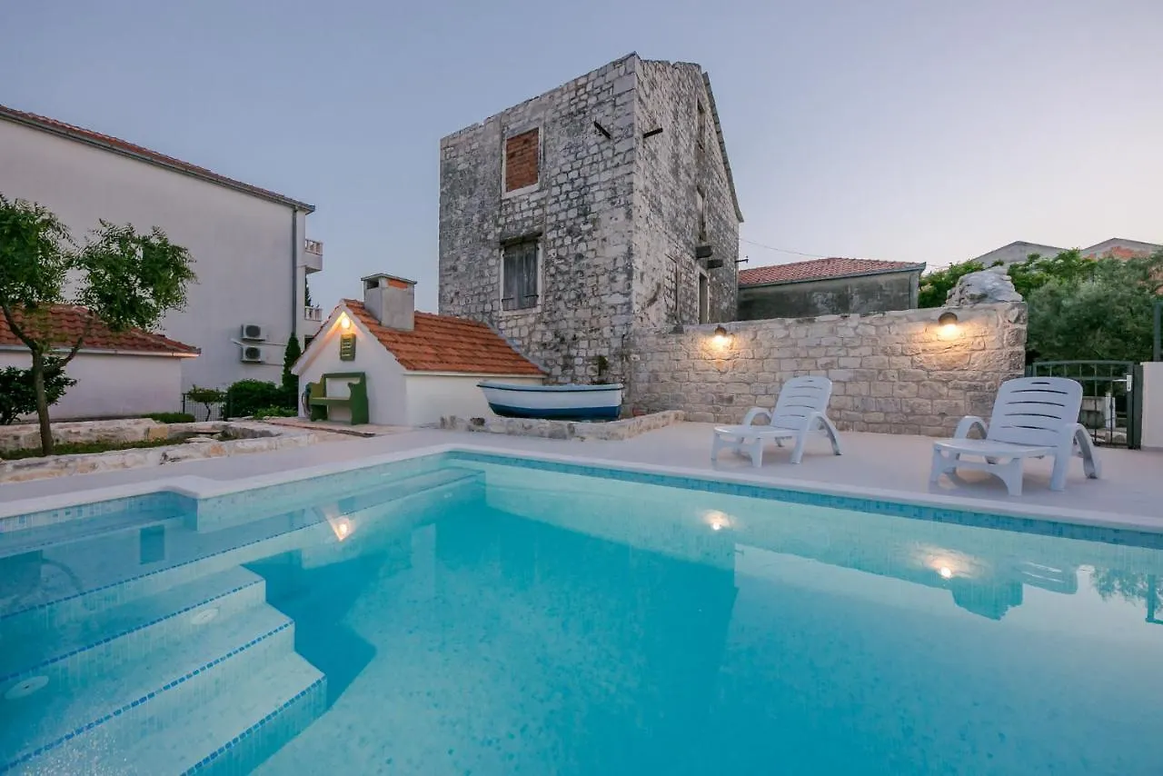 Seaside Villa Mia Trogir Chorvatsko
